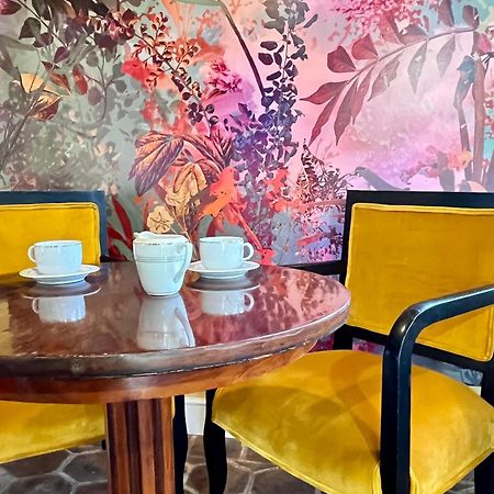 Les Cottages D'Orient Gite Boutique 梅尼尔圣榭 外观 照片